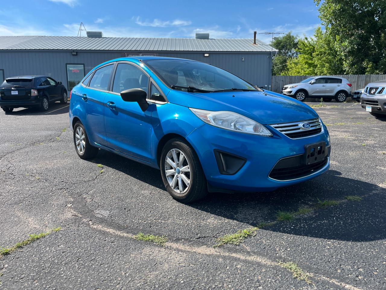 Ford Fiesta 4dr Sdn SE 2012