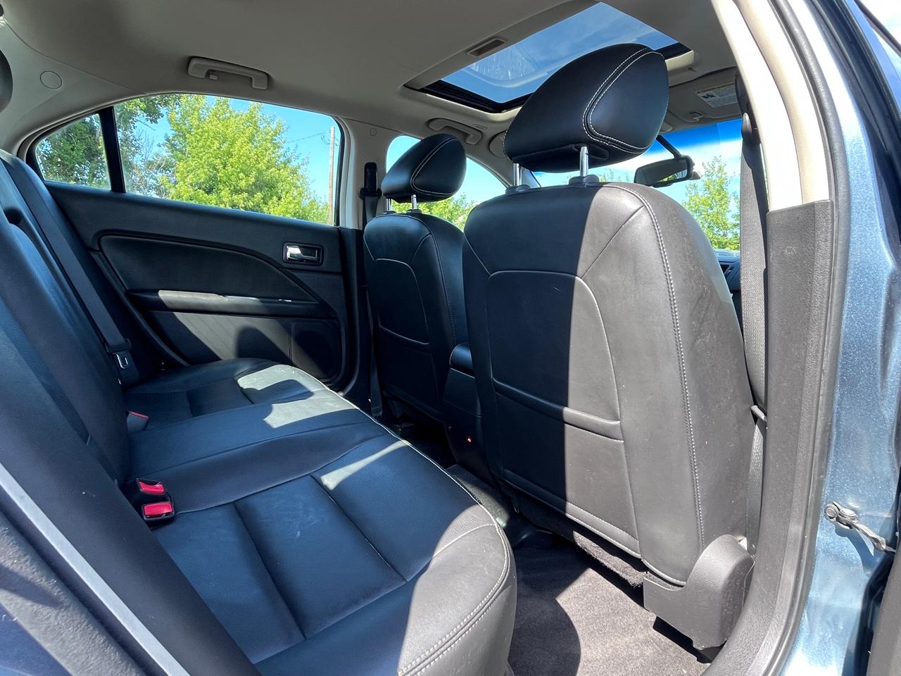 Ford Fusion  2011