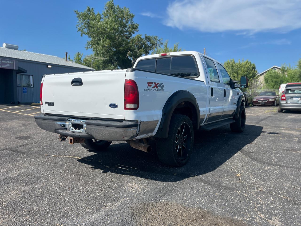 Ford Super Duty F-250 Crew Cab 156" Harley-Davidson 4WD 2004