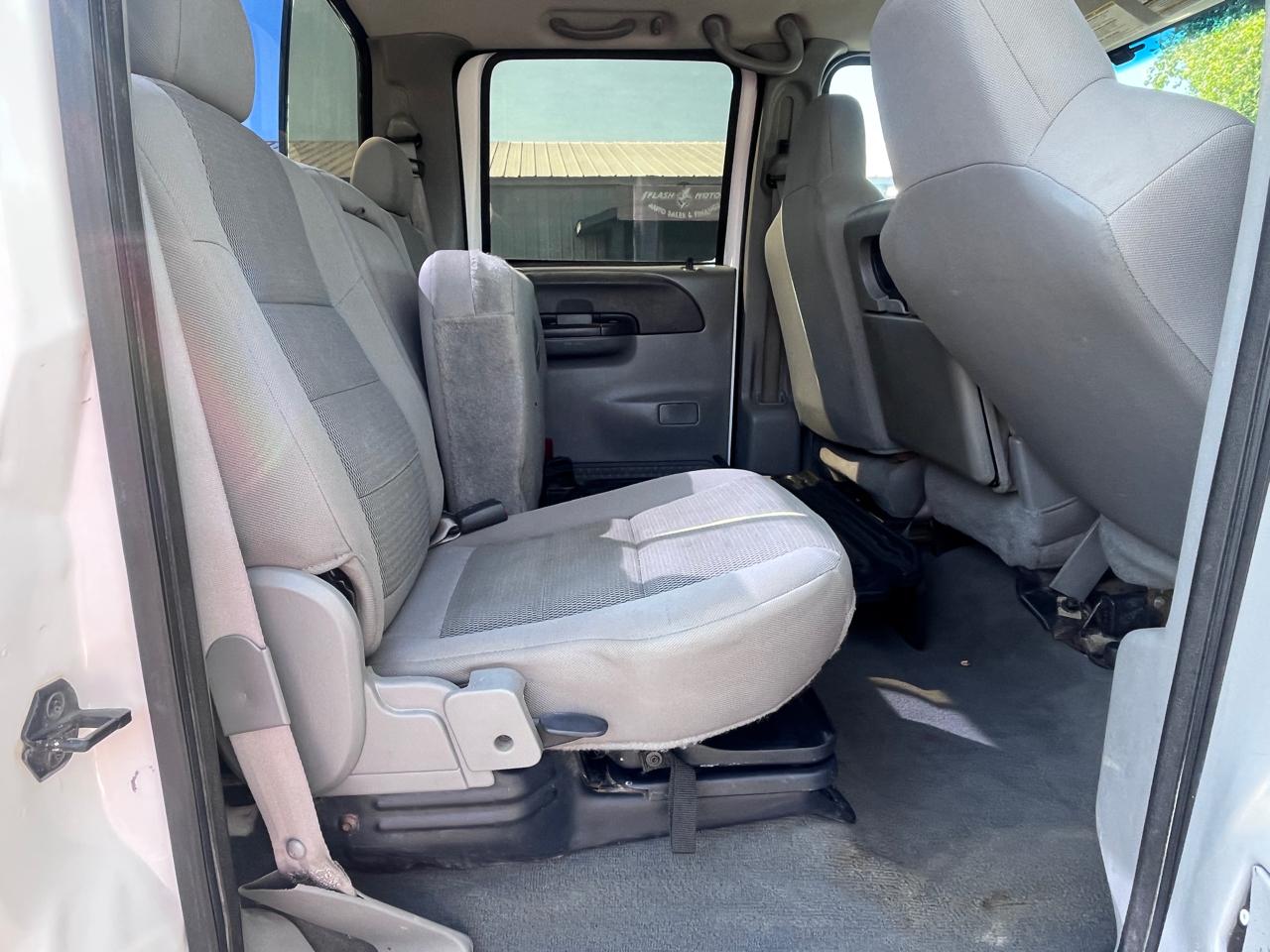 Ford Super Duty F-250 Crew Cab 156" Harley-Davidson 4WD 2004