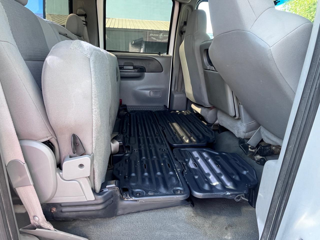 Ford Super Duty F-250 Crew Cab 156" Harley-Davidson 4WD 2004