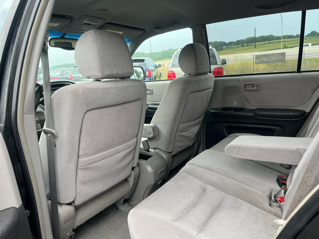 Toyota Highlander 4dr V6 4WD (Natl) 2003