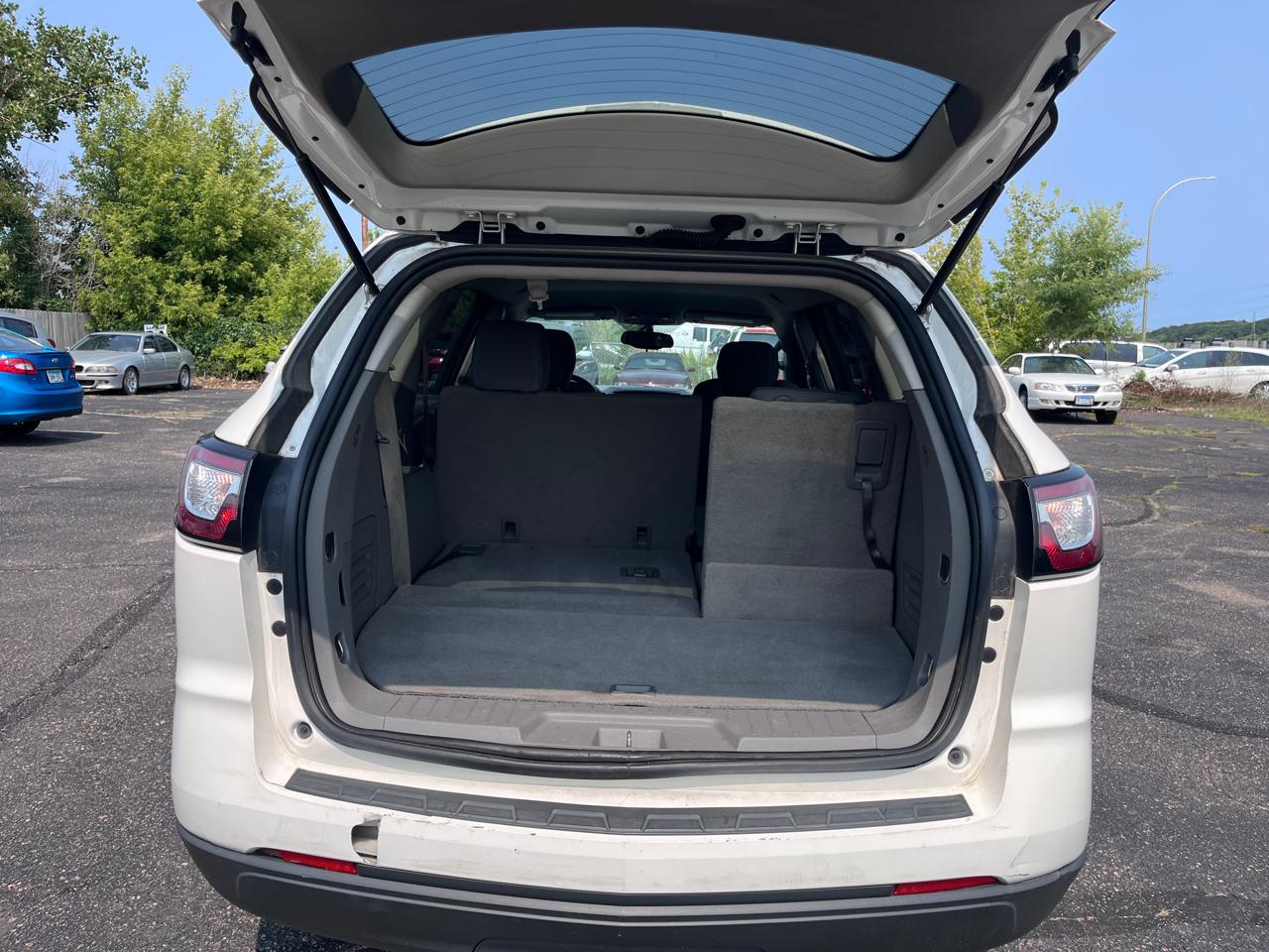 Chevrolet Traverse FWD 4dr LS 2013