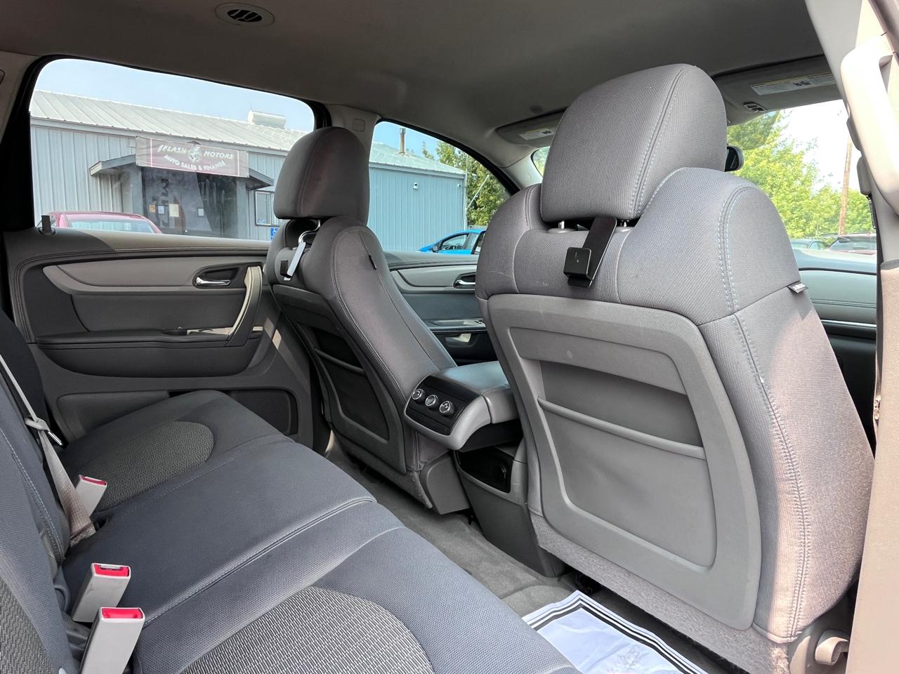 Chevrolet Traverse FWD 4dr LS 2013