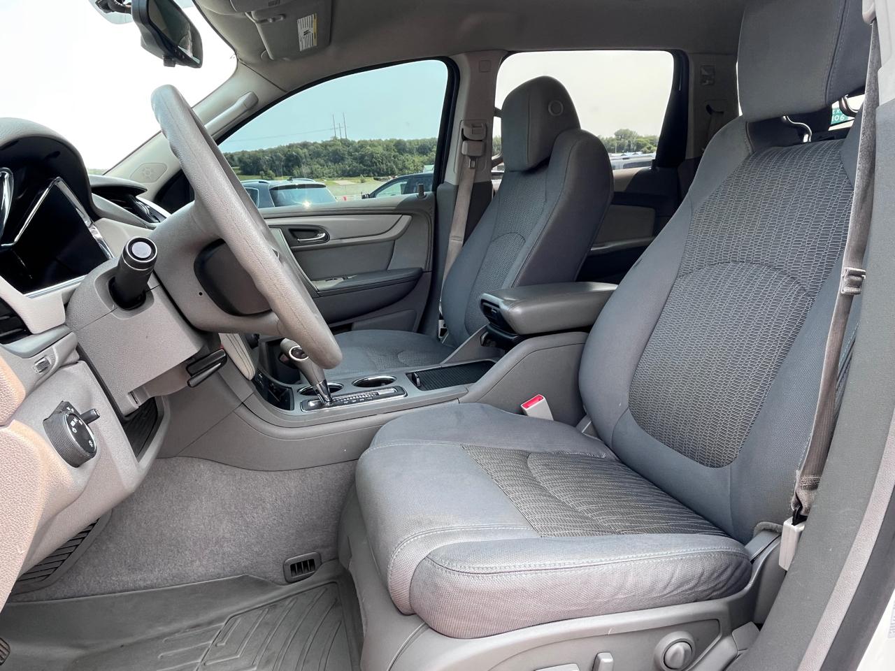 Chevrolet Traverse FWD 4dr LS 2013