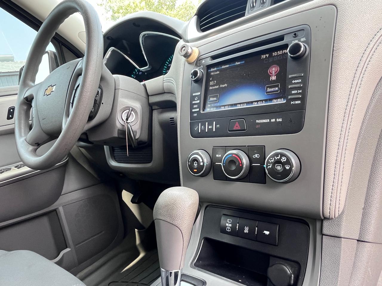 Chevrolet Traverse FWD 4dr LS 2013