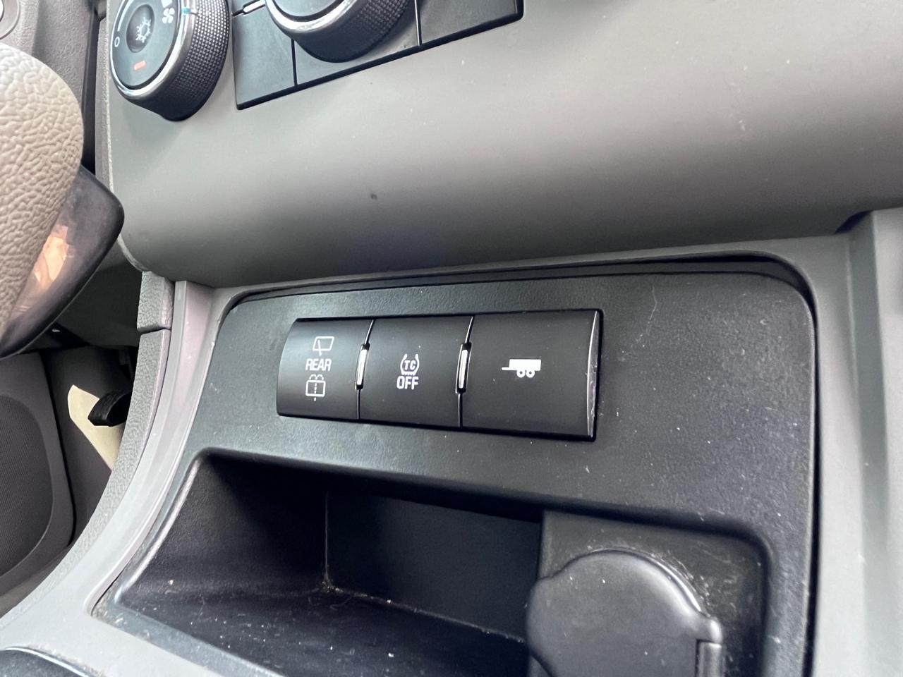 Chevrolet Traverse FWD 4dr LS 2013