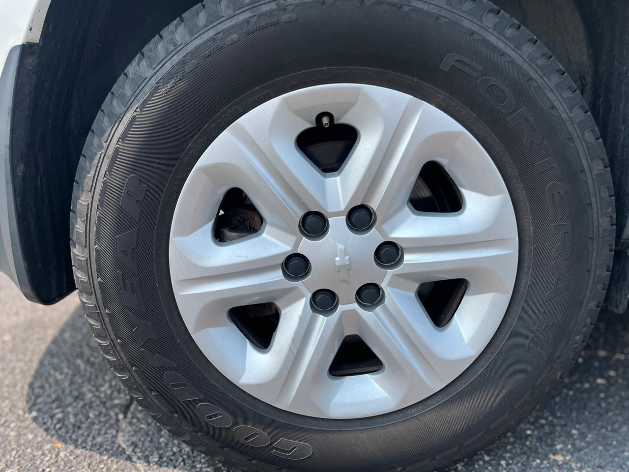 Chevrolet Traverse FWD 4dr LS 2013