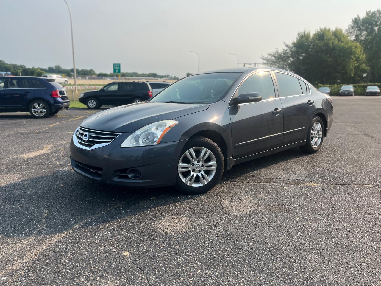 Nissan Altima 4dr Sdn I4 2.5 SL 2012