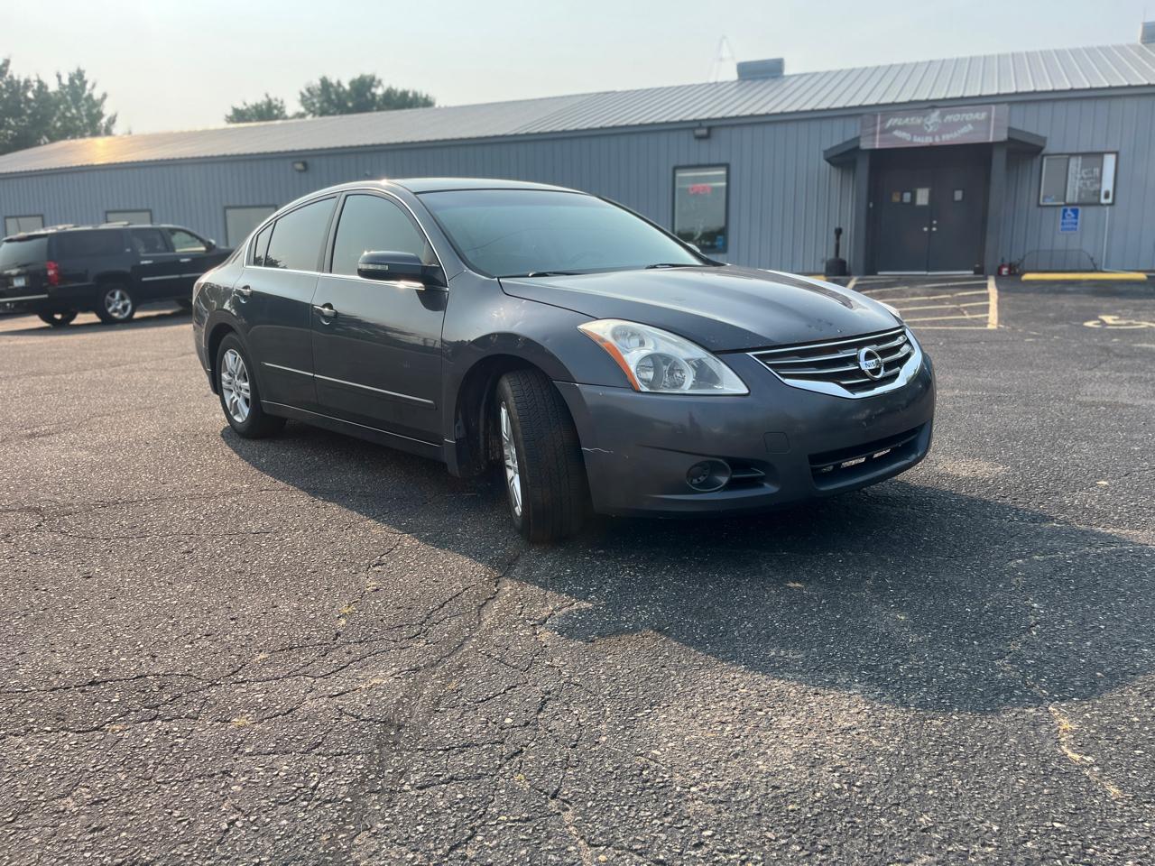 Nissan Altima 4dr Sdn I4 2.5 SL 2012