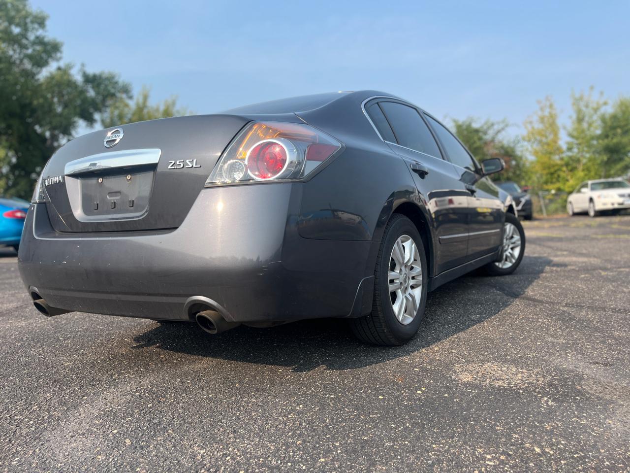 Nissan Altima 4dr Sdn I4 2.5 SL 2012