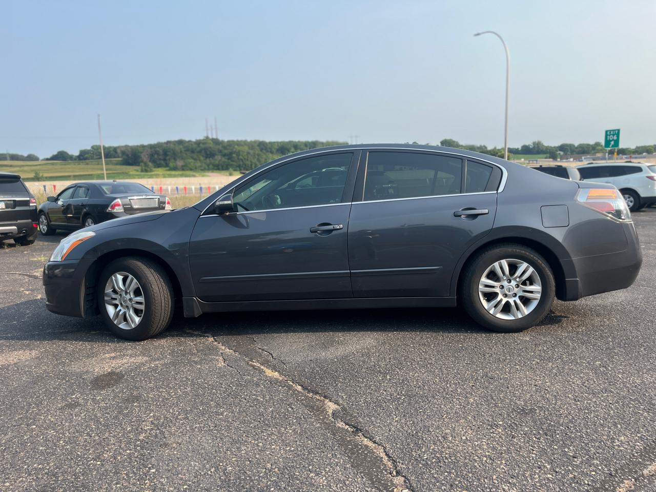 Nissan Altima 4dr Sdn I4 2.5 SL 2012