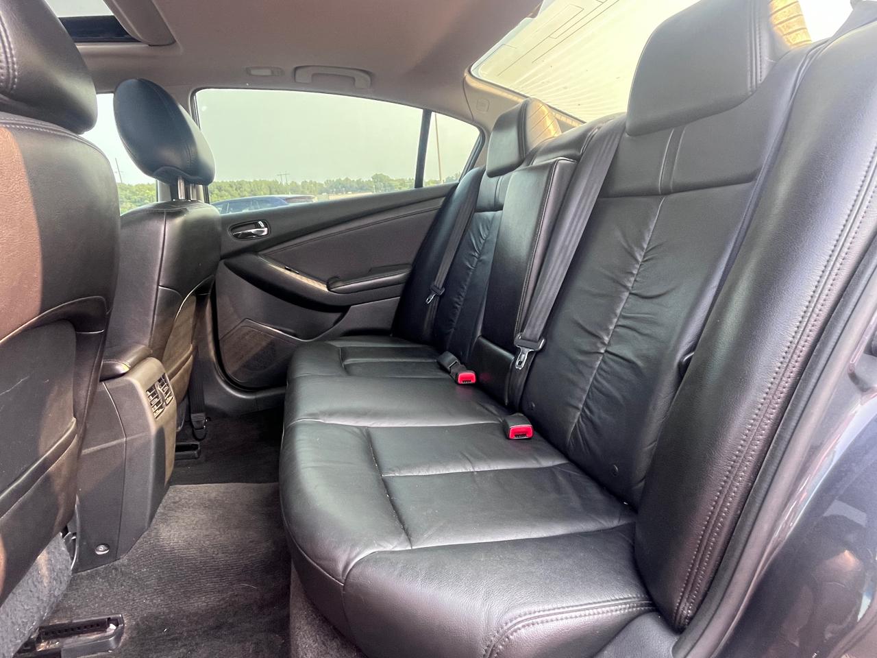 Nissan Altima 4dr Sdn I4 2.5 SL 2012