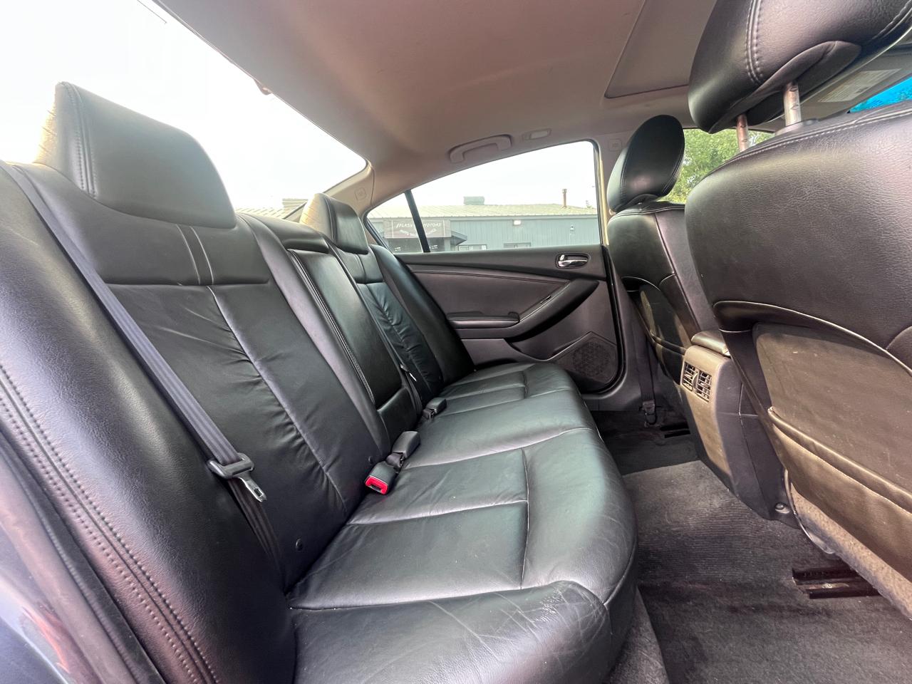 Nissan Altima 4dr Sdn I4 2.5 SL 2012