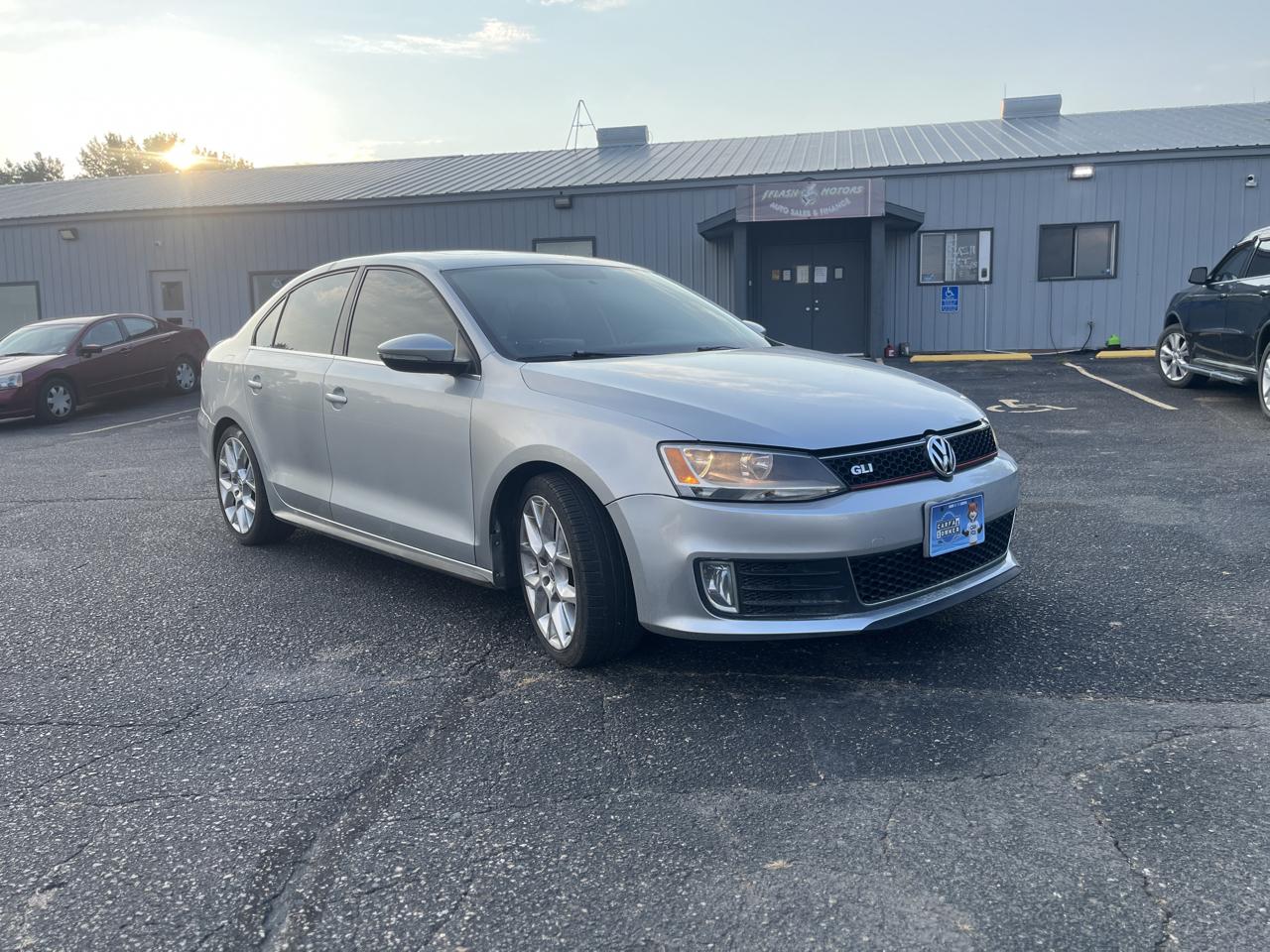 Volkswagen Jetta Sedan 4dr DSG GLI 2014
