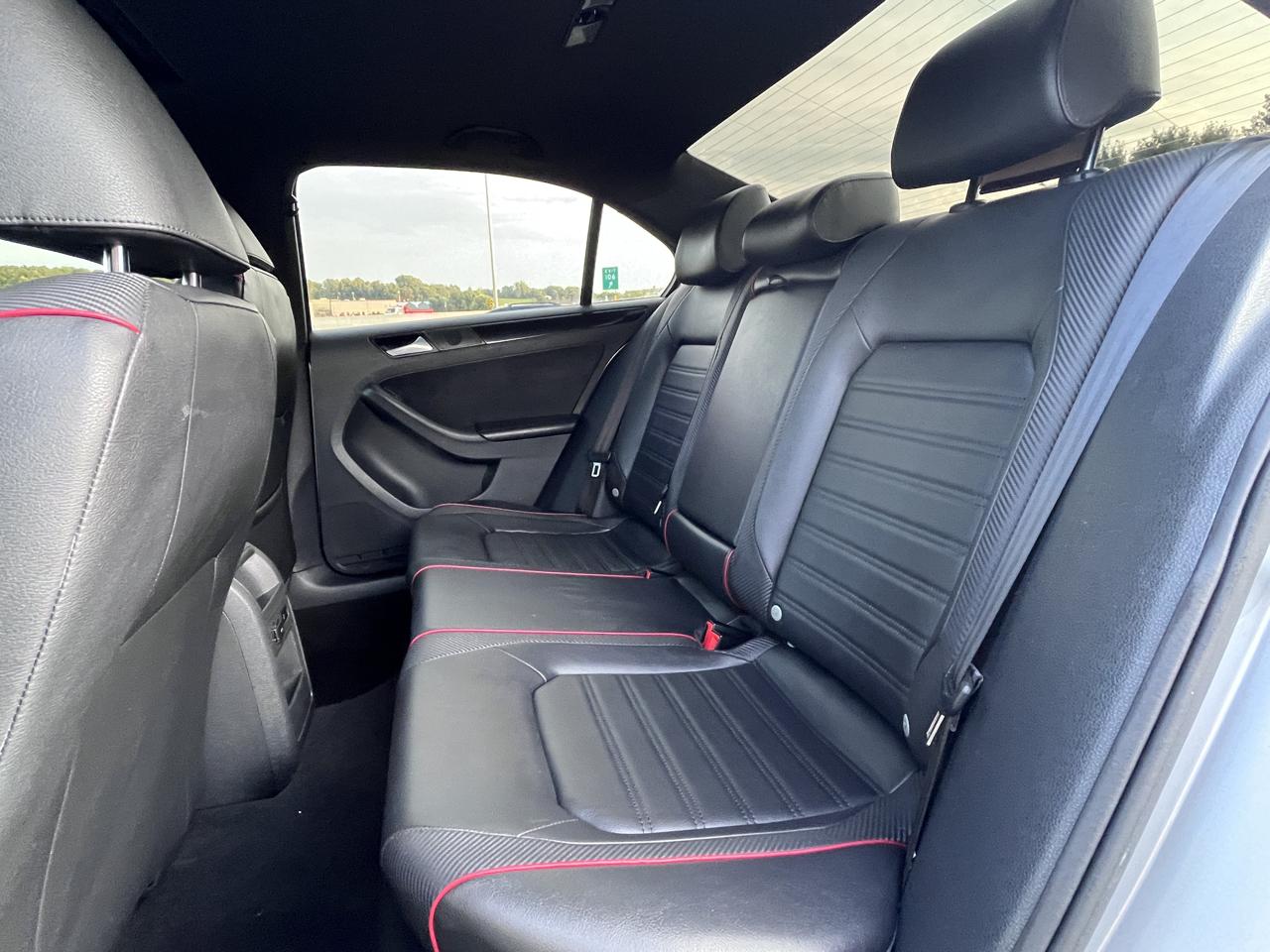 Volkswagen Jetta Sedan 4dr DSG GLI 2014
