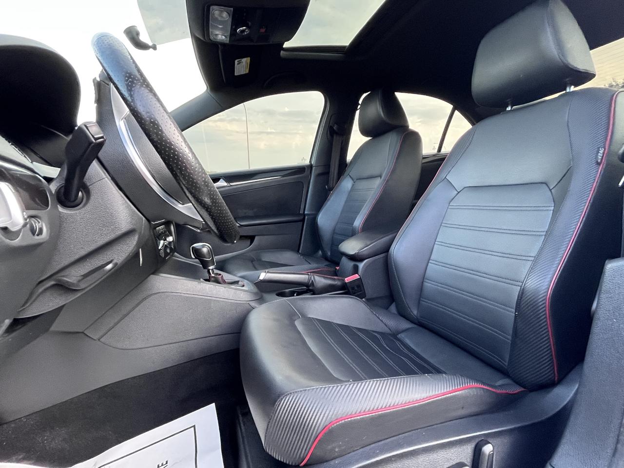 Volkswagen Jetta Sedan 4dr DSG GLI 2014