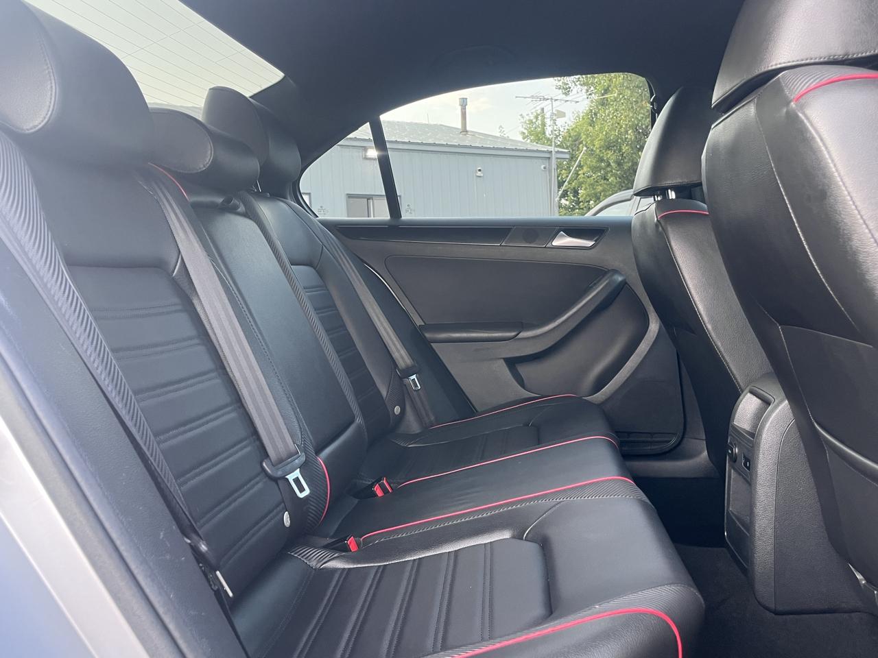 Volkswagen Jetta Sedan 4dr DSG GLI 2014