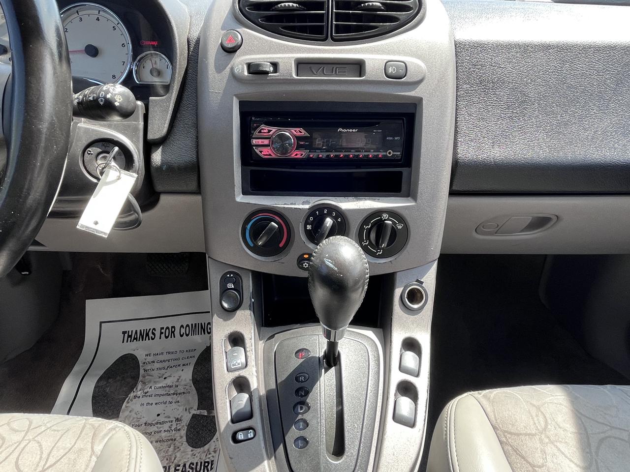 Saturn VUE  2004