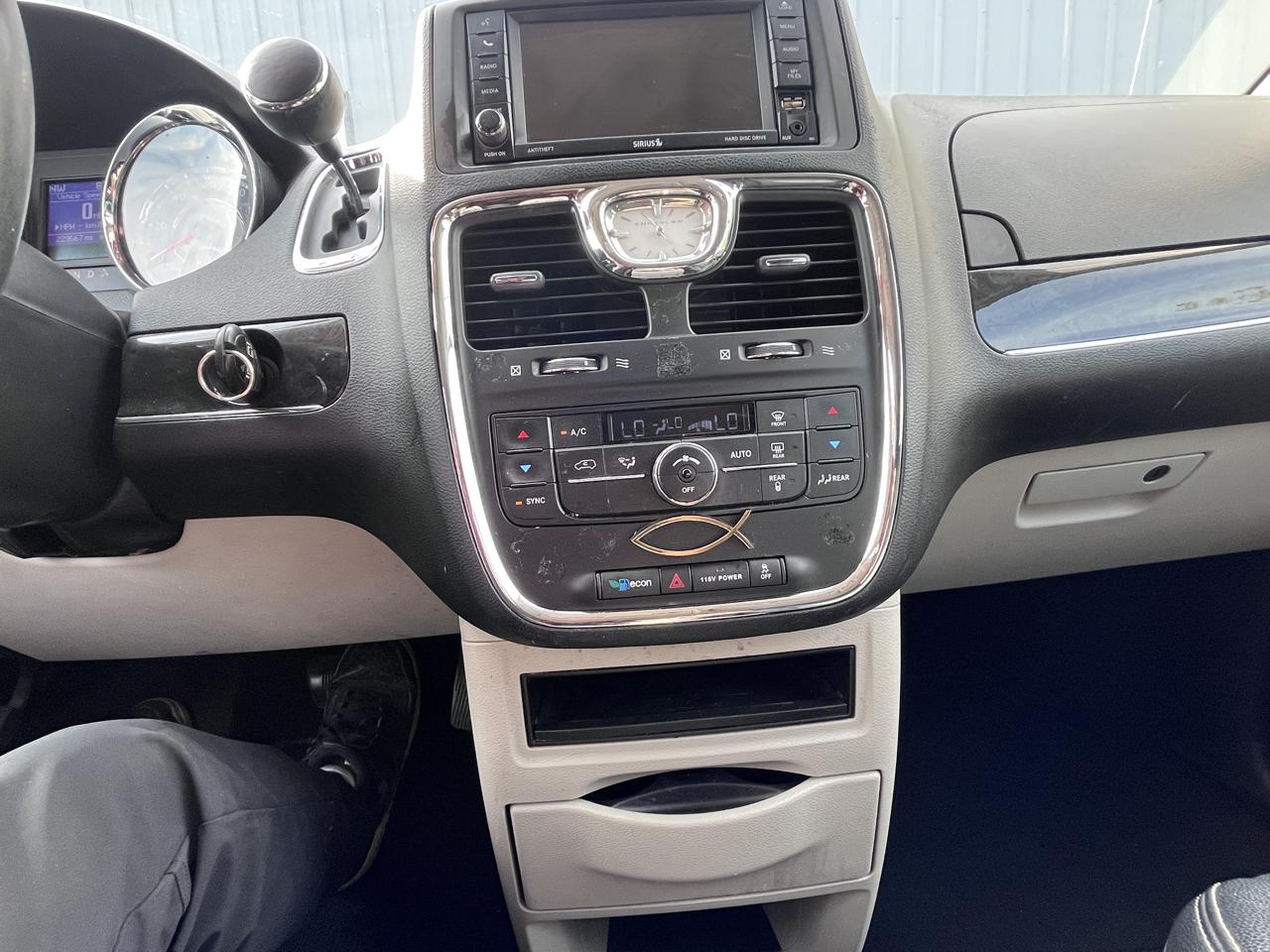 Chrysler Town & Country Touring 2015