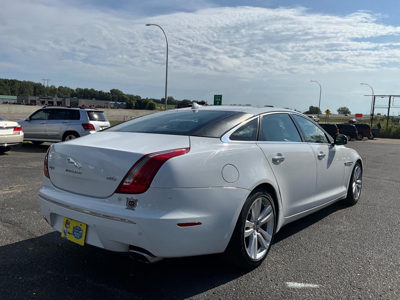 Jaguar XJL  2014