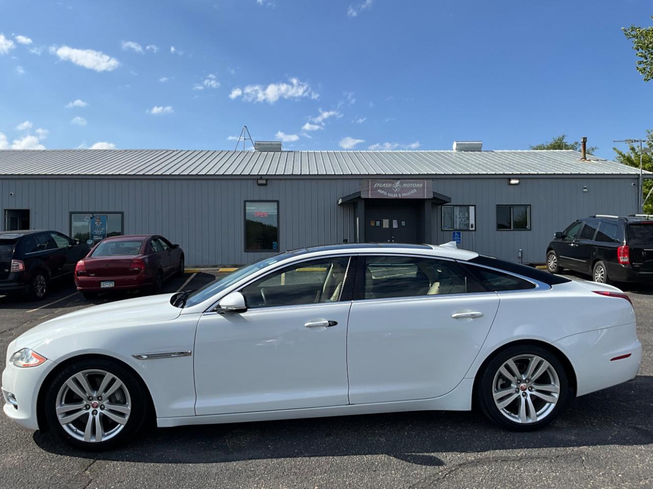 Jaguar XJL  2014