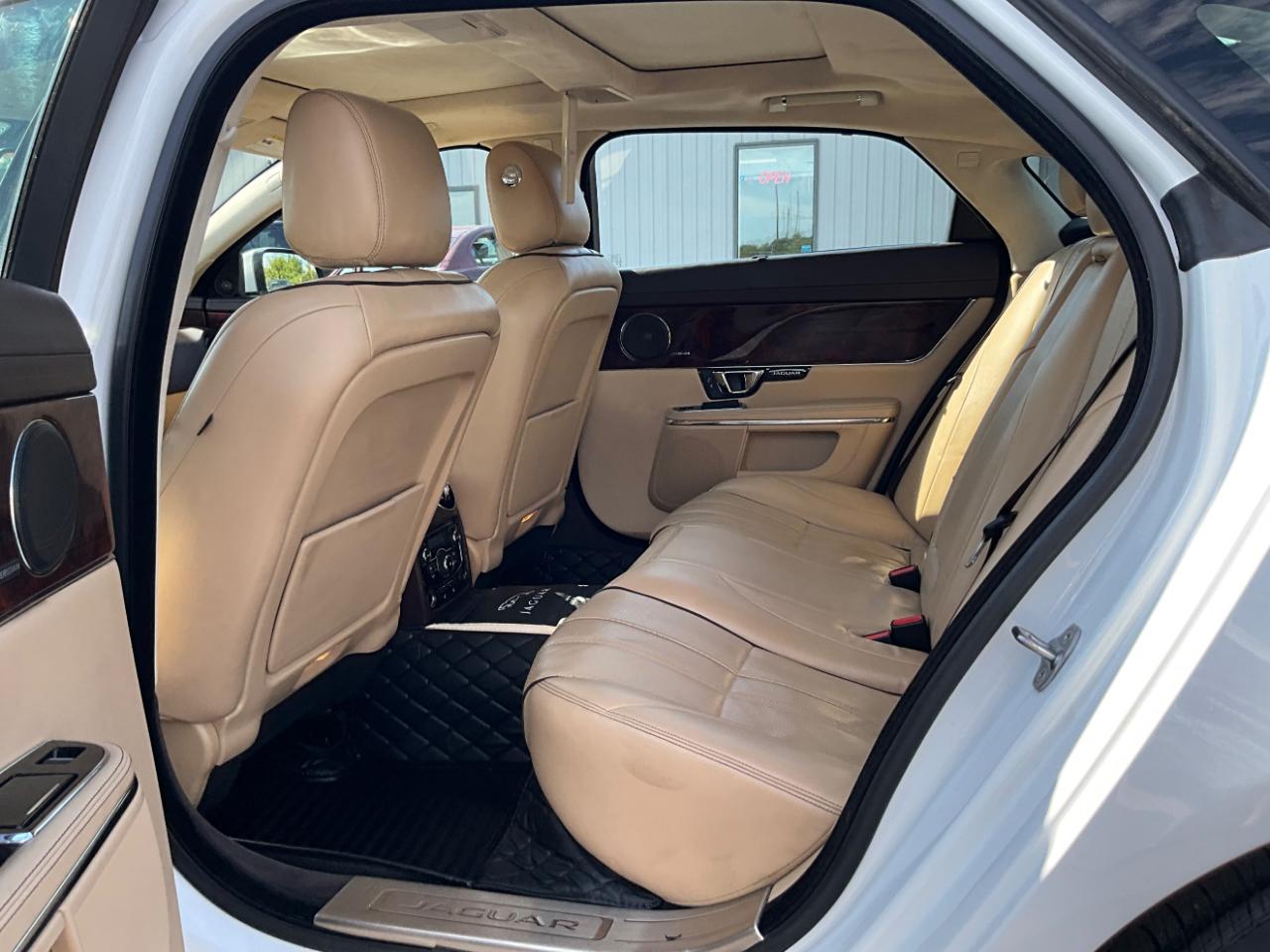 Jaguar XJL  2014