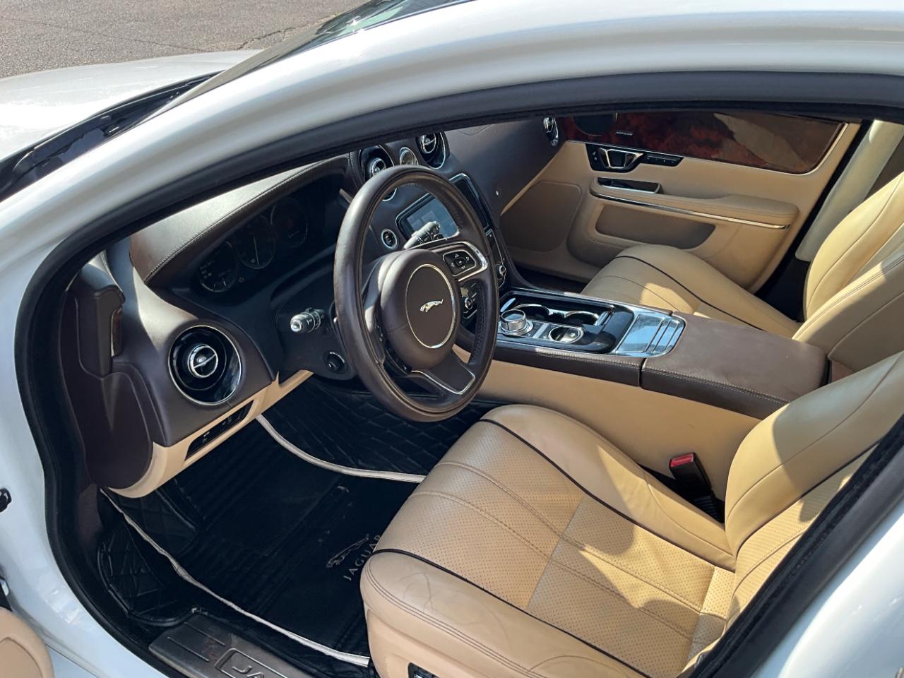 Jaguar XJL  2014