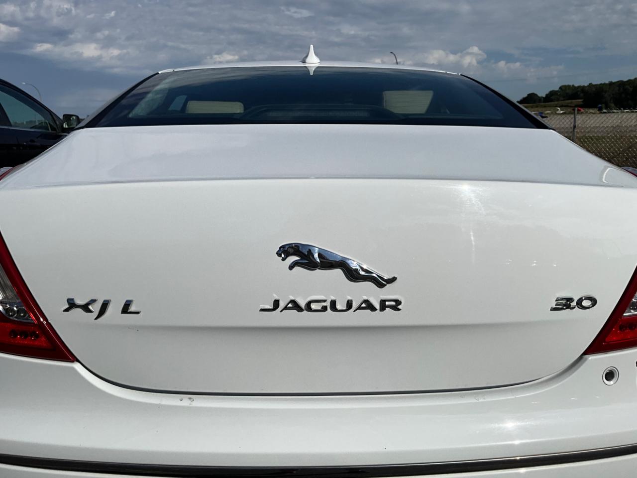 Jaguar XJL  2014