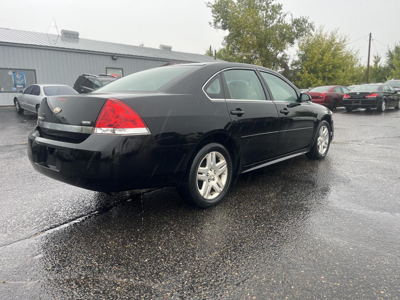 Chevrolet Impala 4dr Sdn LT 2011