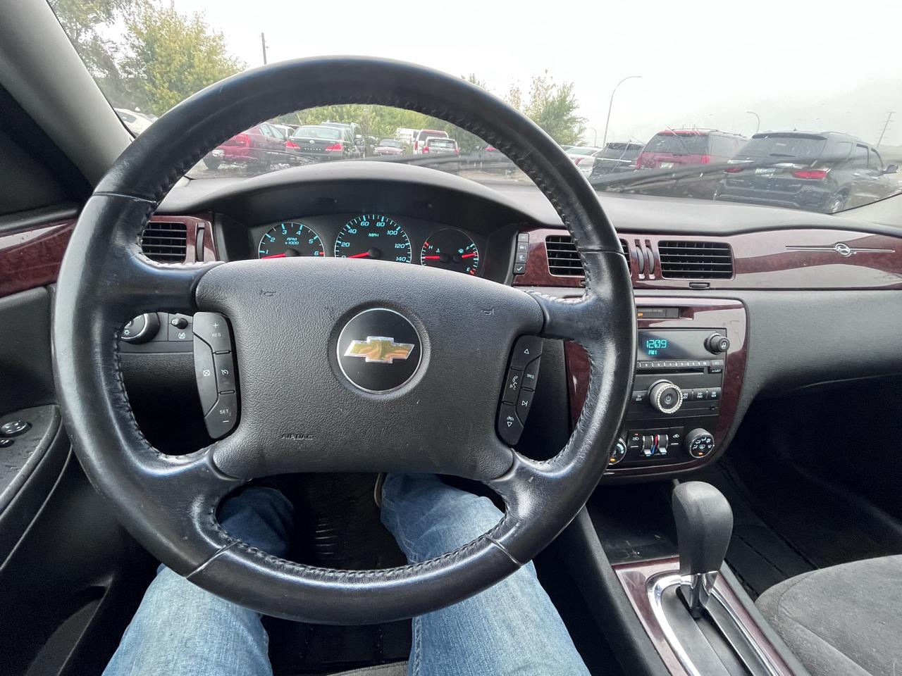 Chevrolet Impala 4dr Sdn LT 2011