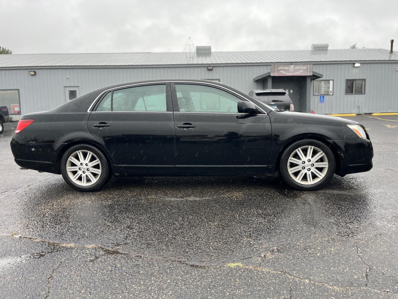 Toyota Avalon 4dr Sdn Limited (Natl) 2006