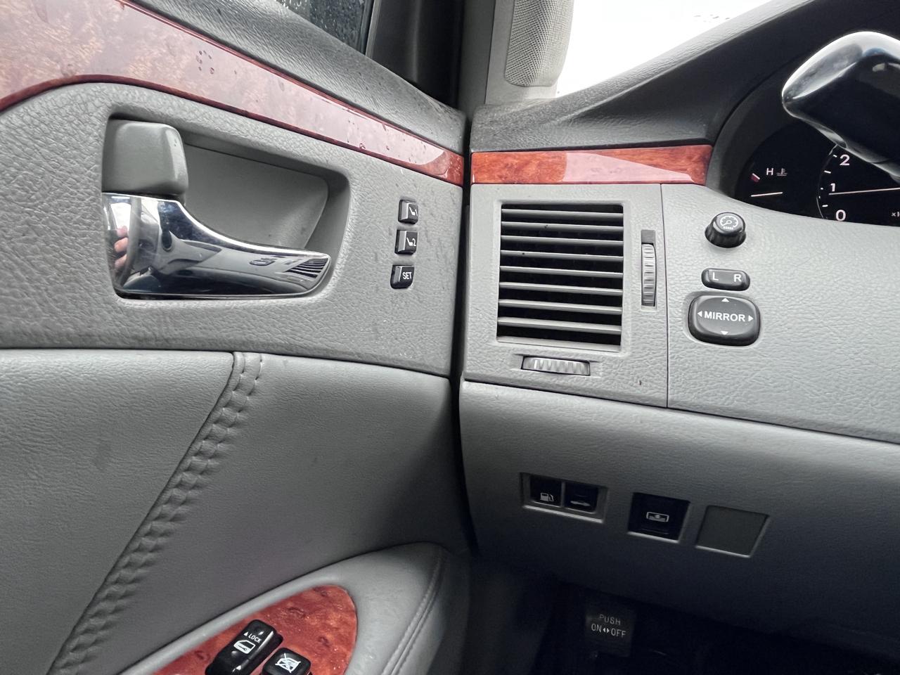 Toyota Avalon 4dr Sdn Limited (Natl) 2006