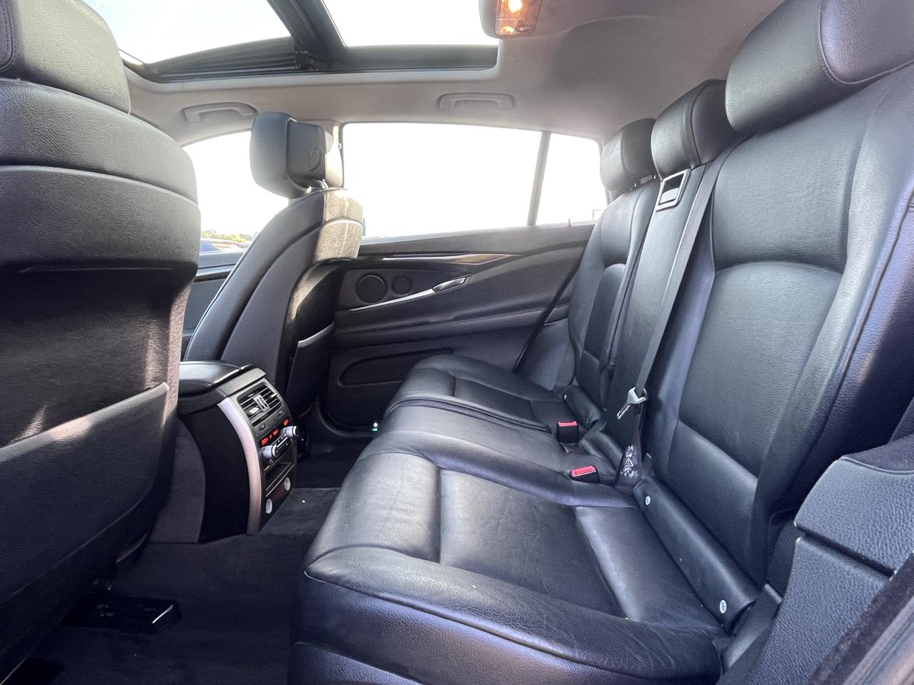BMW 5 Series Gran Turismo  2010