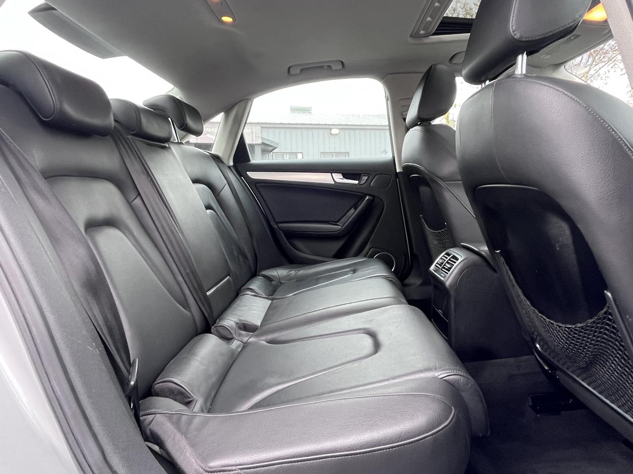 Audi A4 4dr Sdn Auto 3.2L quattro Prestige 2009