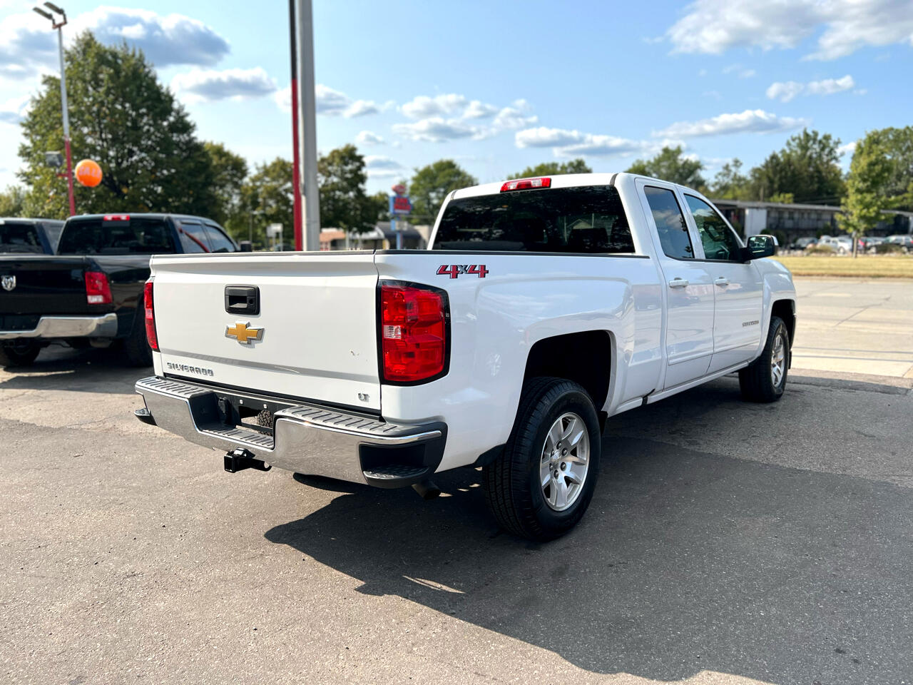 Chevrolet Silverado 1500 LT Double Cab 4WD 2018 Chevrolet Silverado 1500 LT Double Cab 4WD 2018
