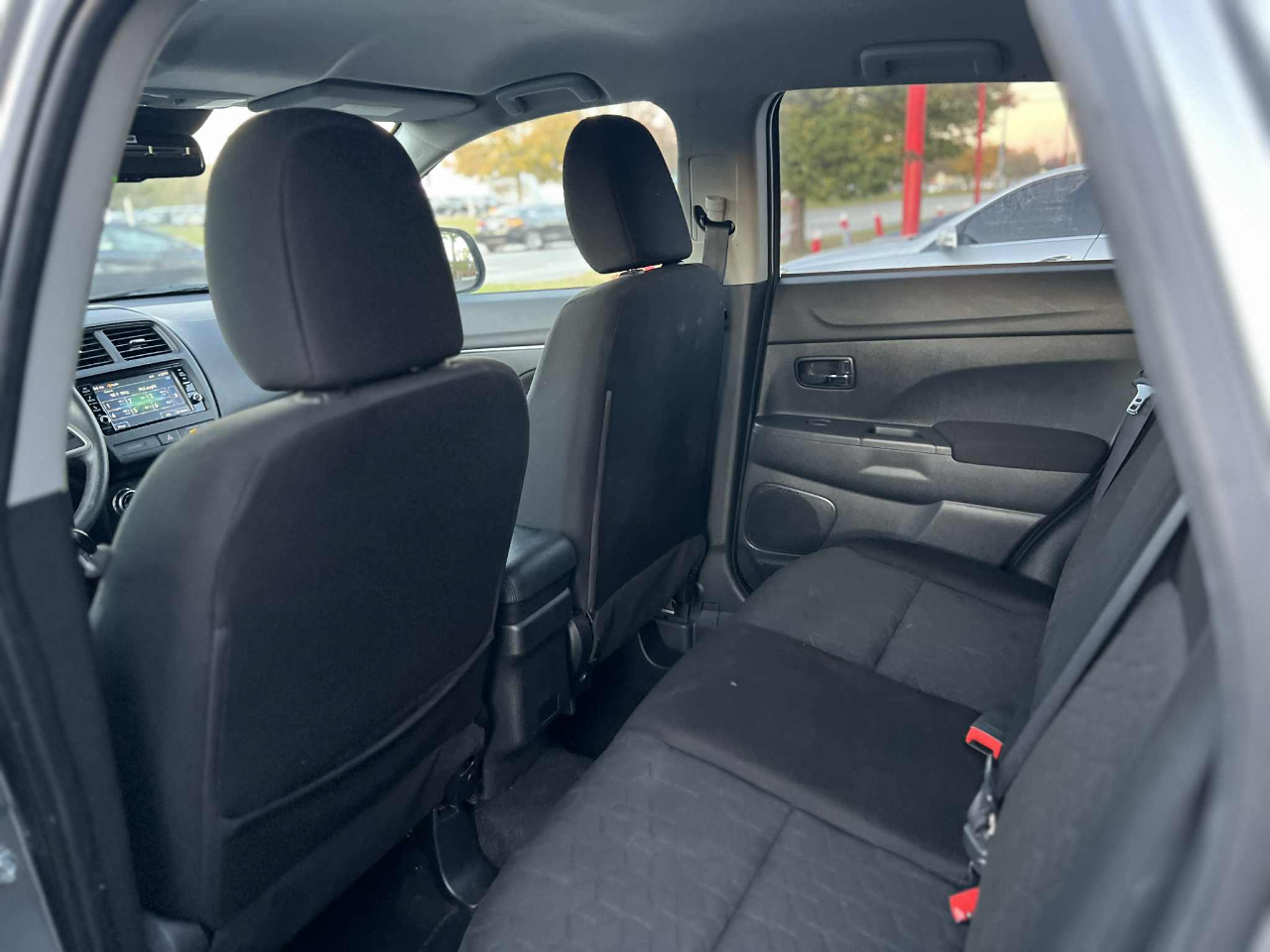 Mitsubishi Outlander Sport 2.0 ES 4WD 2022 Mitsubishi Outlander Sport 2.0 ES 4WD 2022