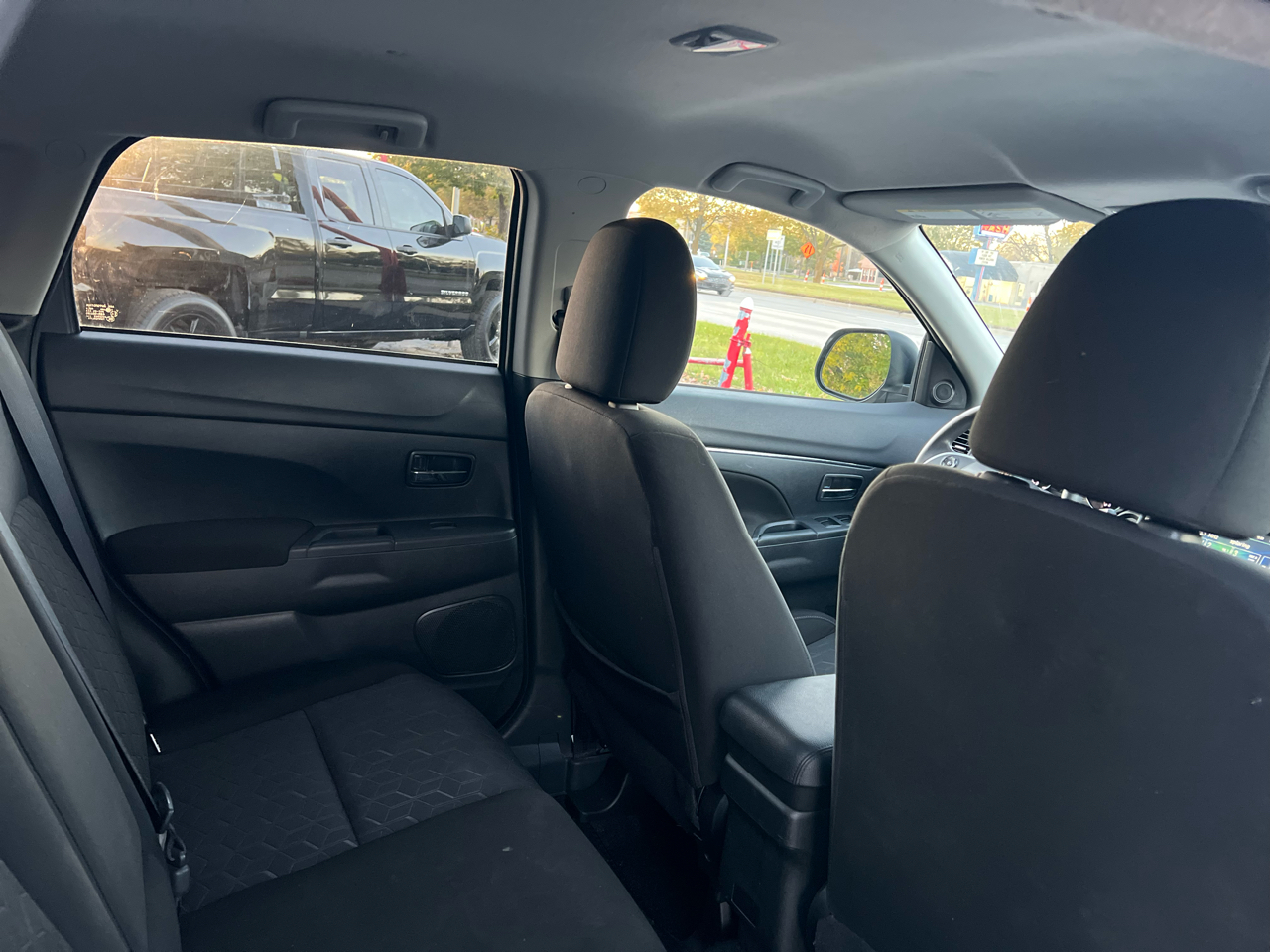 Mitsubishi Outlander Sport 2.0 ES 4WD 2022 Mitsubishi Outlander Sport 2.0 ES 4WD 2022