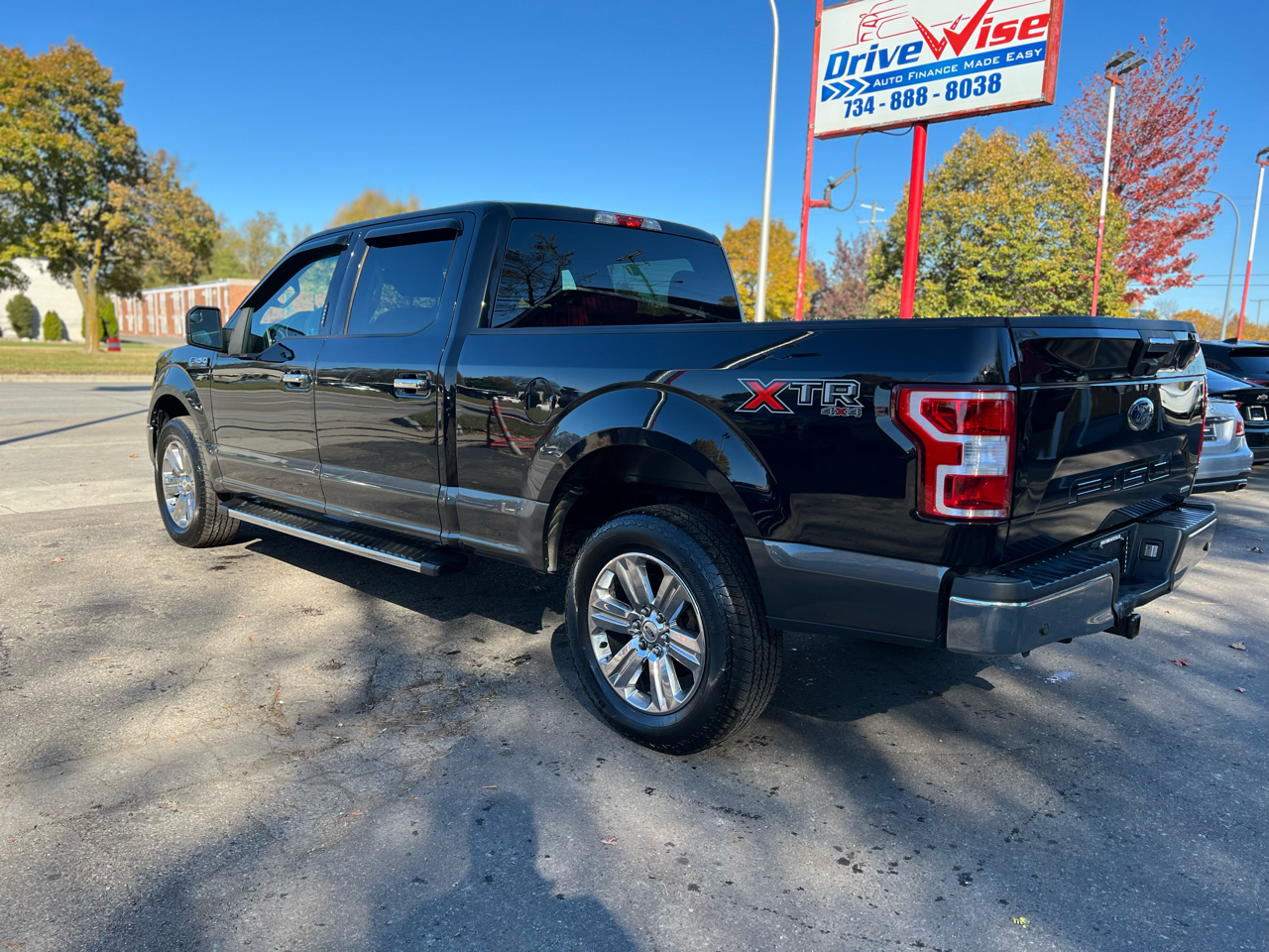 Ford F-150 XLT 4WD SuperCrew 6.5' Box 2018 Ford F-150 XLT 4WD SuperCrew 6.5' Box 2018