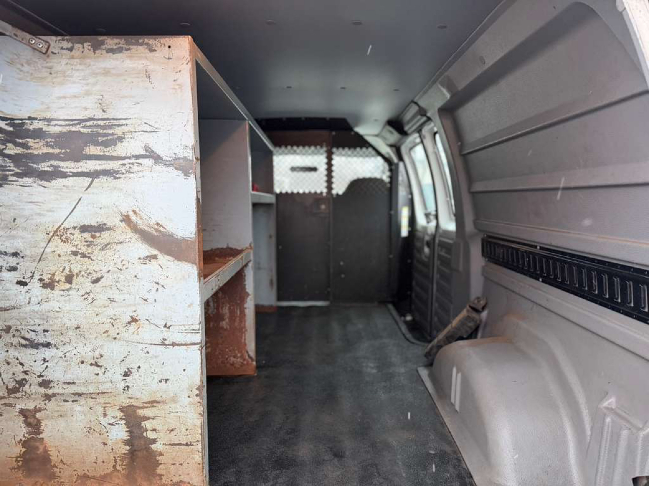 Ford Econoline E-350 Super Duty 2008