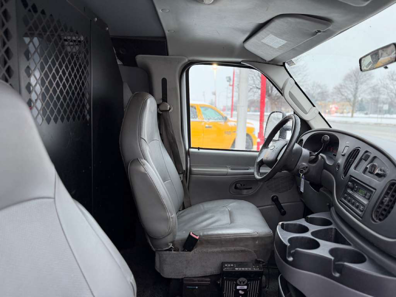 Ford Econoline E-350 Super Duty 2008