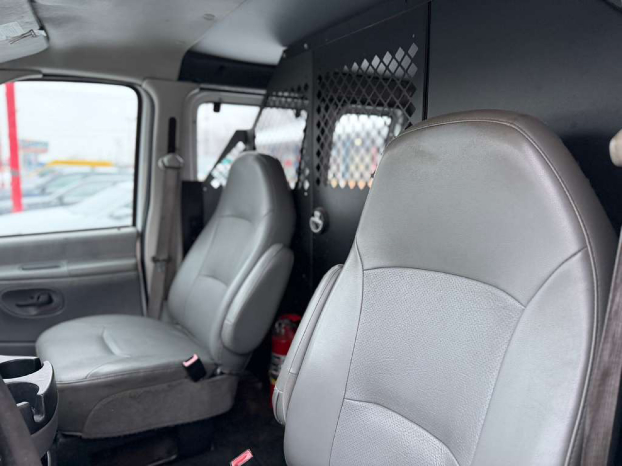 Ford Econoline E-350 Super Duty 2008