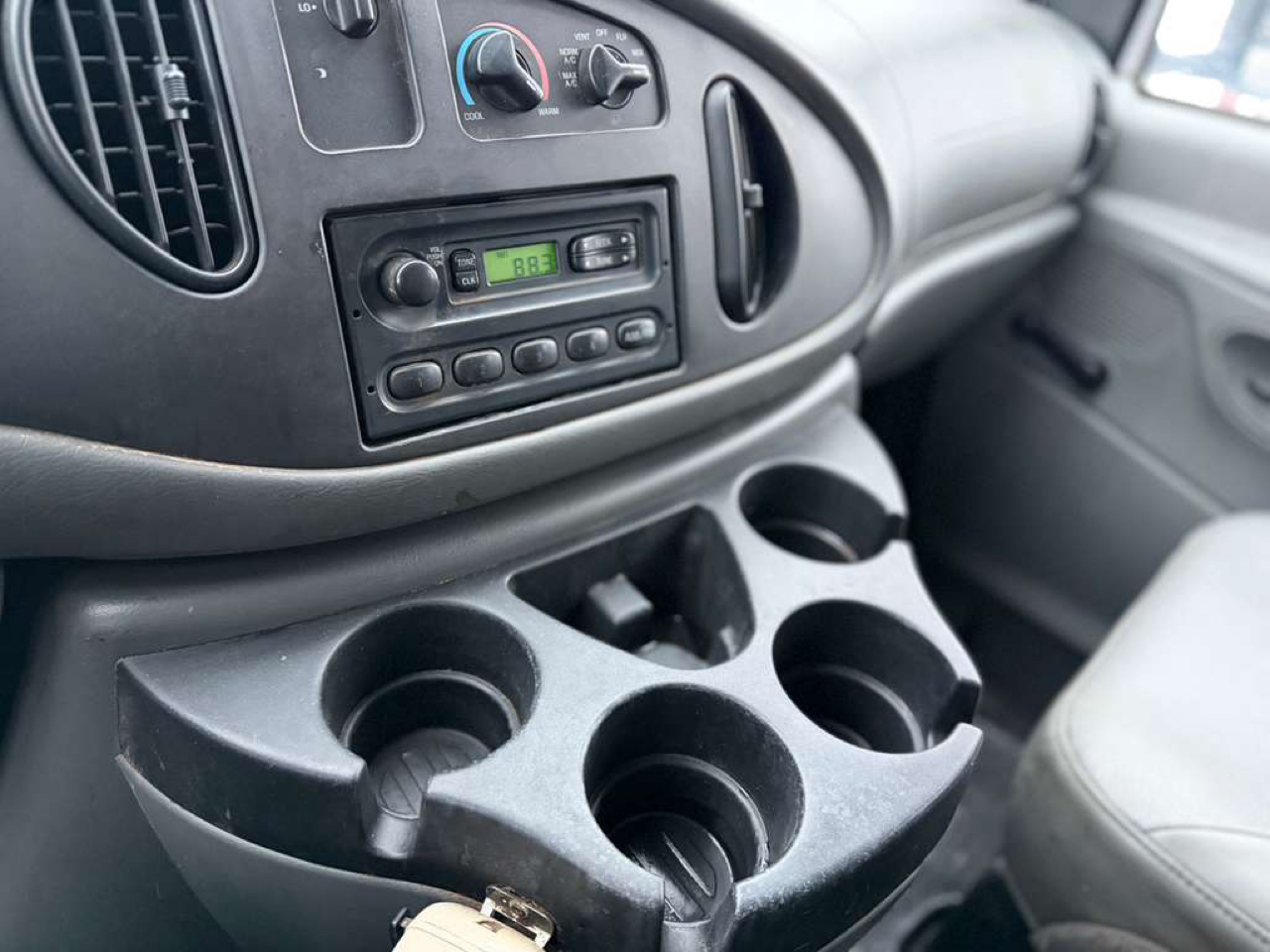 Ford Econoline E-350 Super Duty 2008