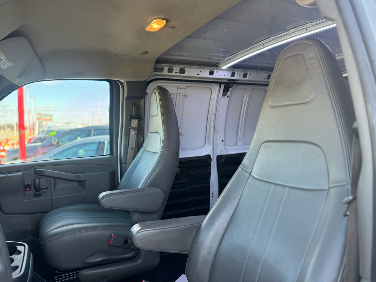 Chevrolet Express 2500 Cargo 2021