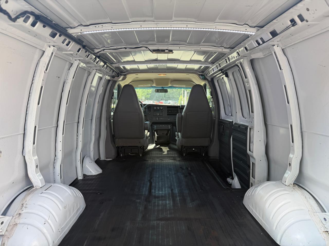 Chevrolet Express 2500 Cargo 2021