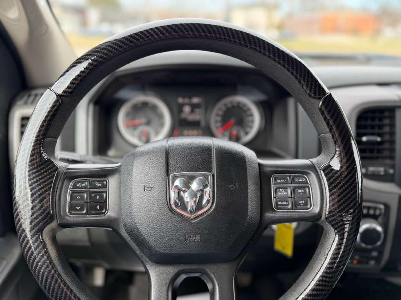 RAM 1500 Classic Express 4x4 Quad Cab 6'4" Box 2019