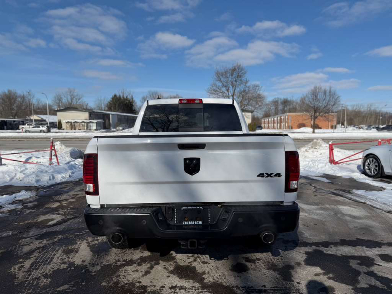 RAM 1500 Classic SLT Crew Cab SWB 4WD 2019