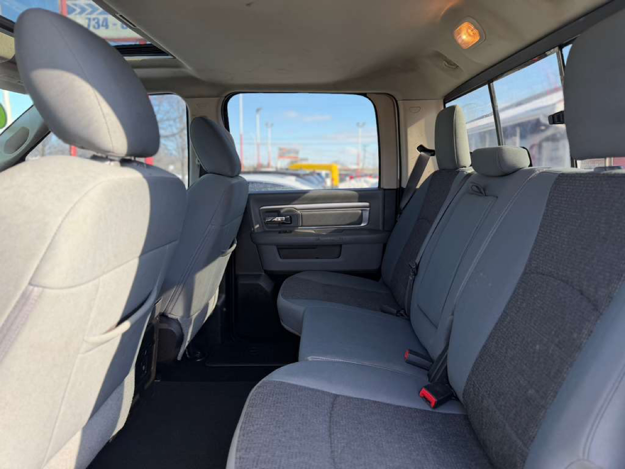 RAM 1500 Classic SLT Crew Cab SWB 4WD 2019