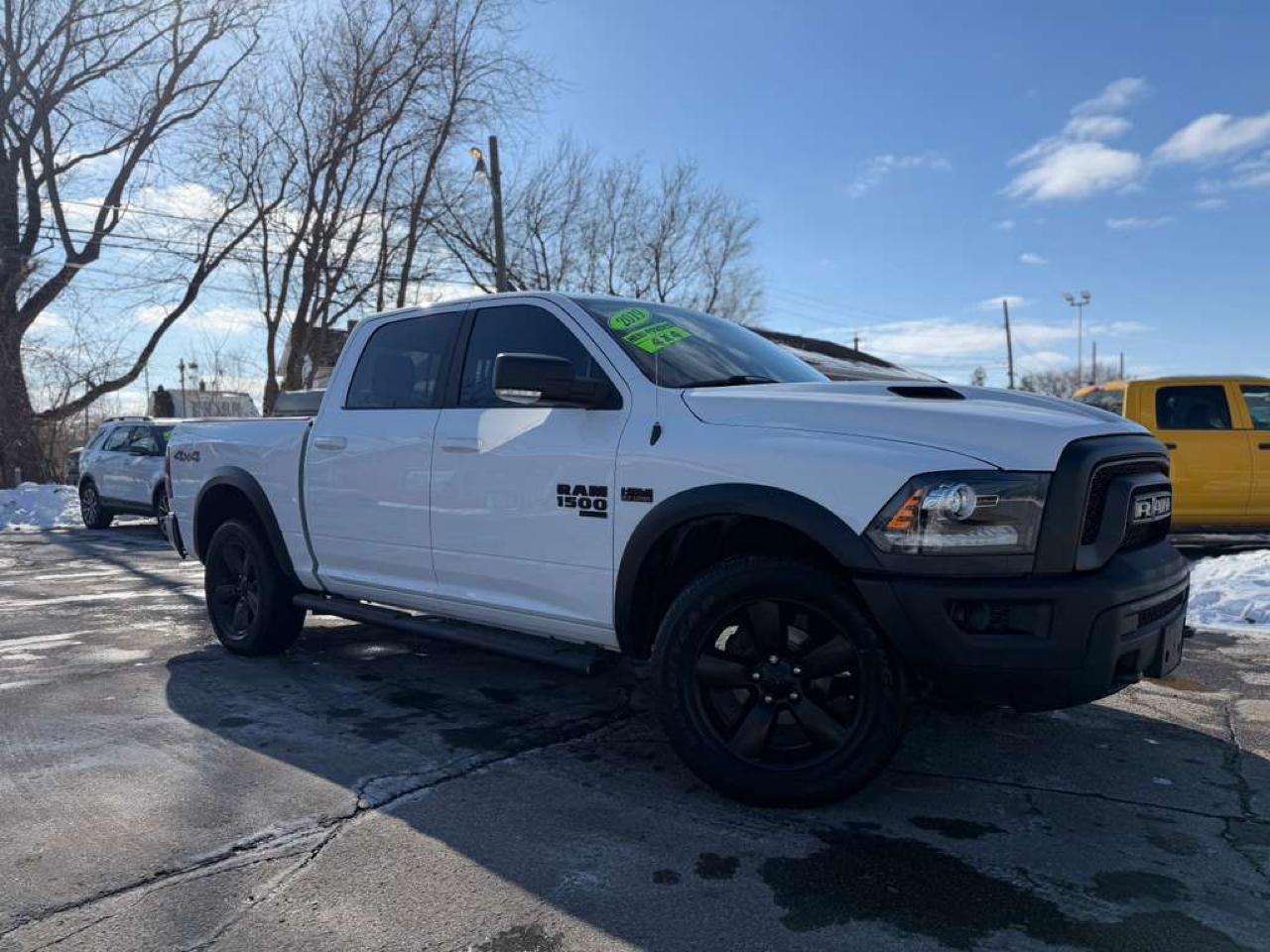 RAM 1500 Classic SLT Crew Cab SWB 4WD 2019