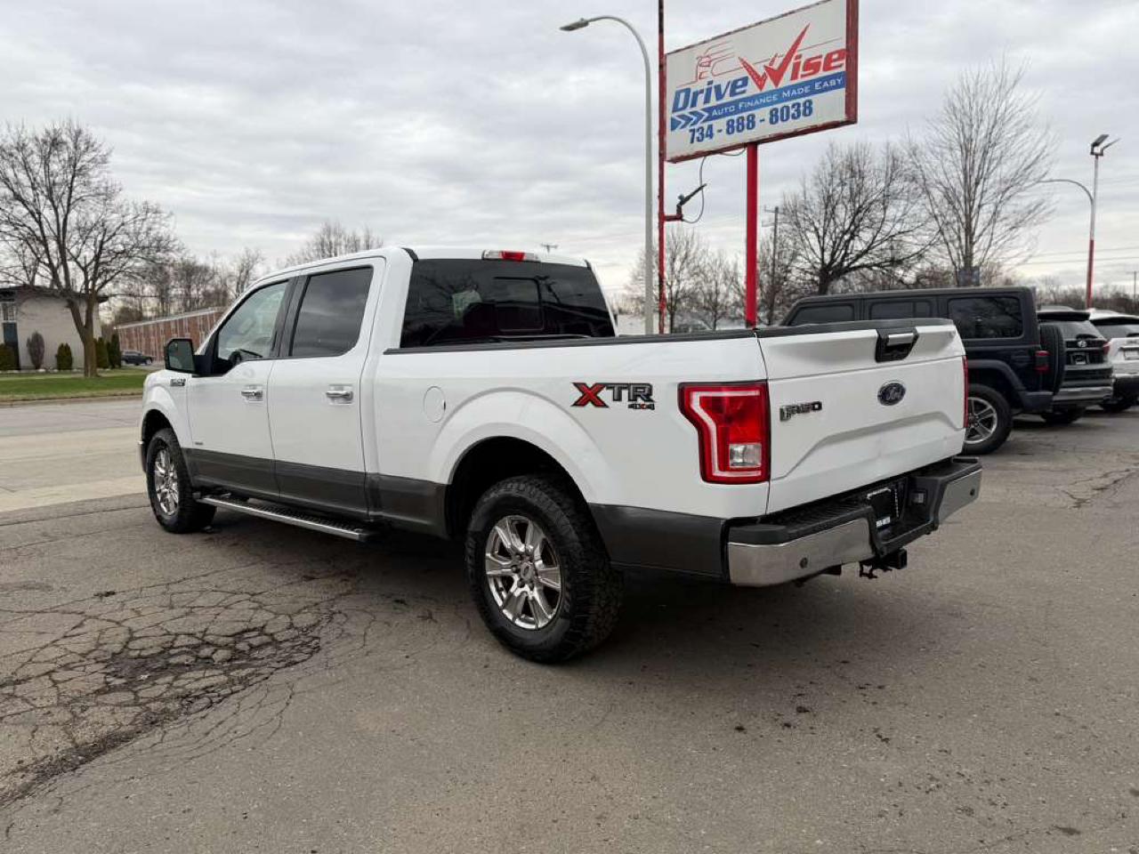 Ford F-150 XLT SuperCrew 6.5-ft Box 4WD 2016